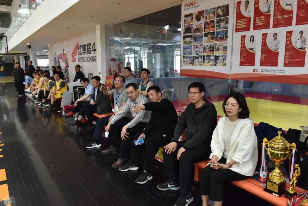 ��yun�����������